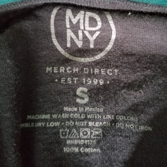 Music T-Shirt - Picture 2 of 3